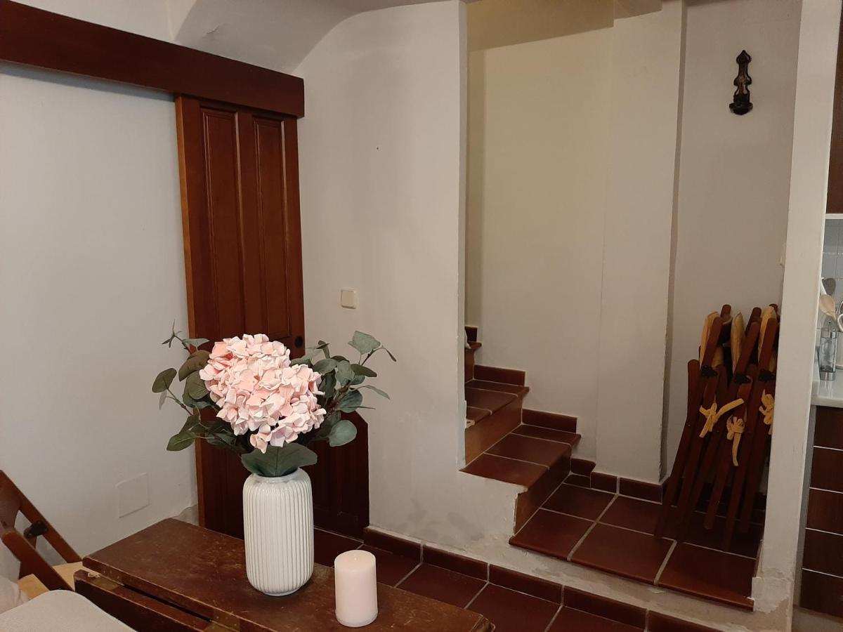 Casa Con Patio Y Chimenea En Piedralaves Villa Exterior photo